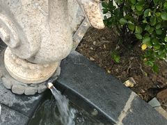 -宁波杭州湾海底温泉