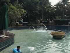 -三亚湾海居铂尔曼度假酒店