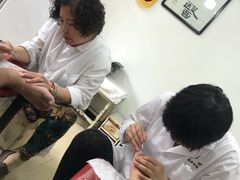 -郏芬芬扦脚服务部(新闸路店)