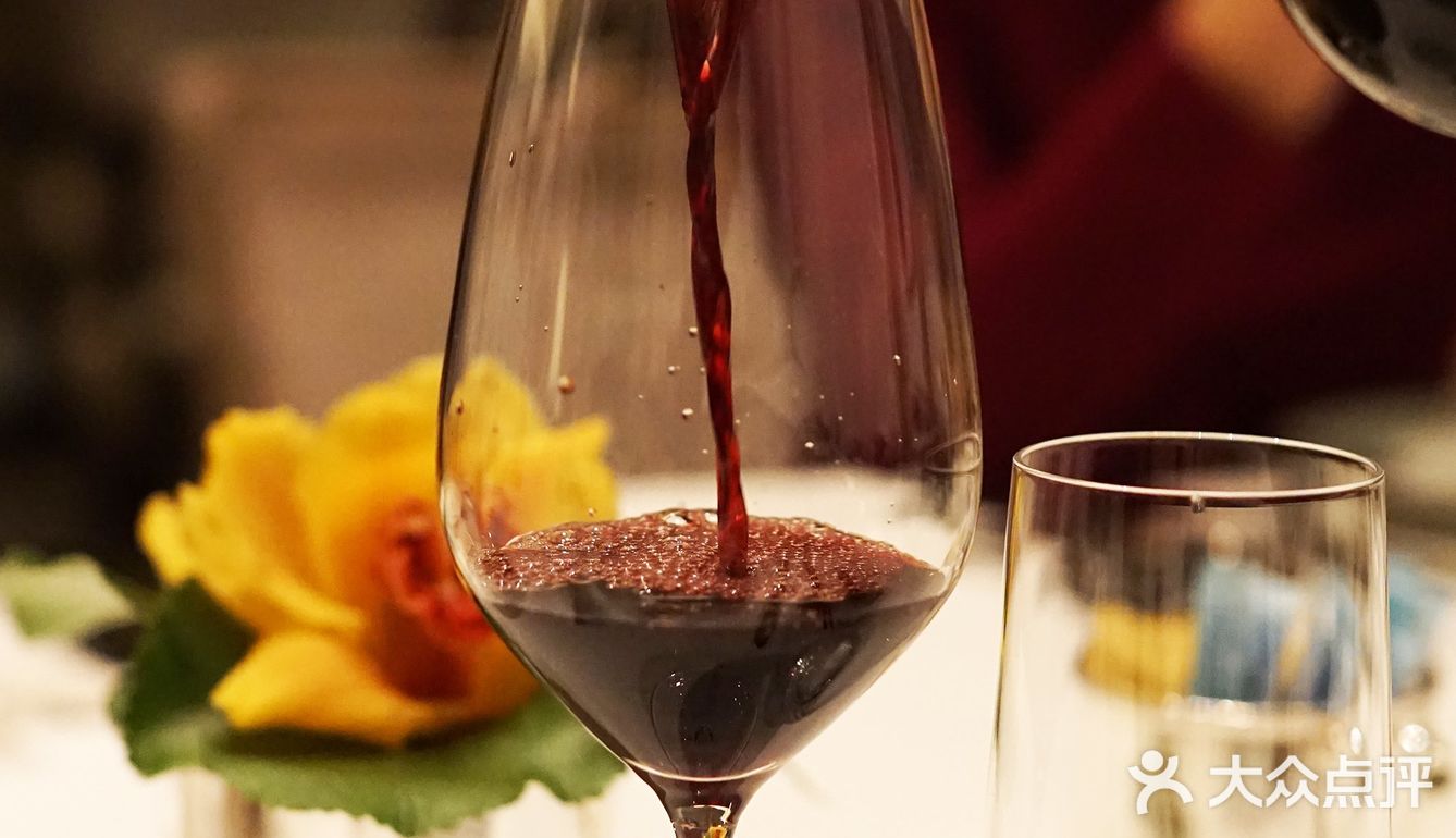 打卡300家米其林 | 坐拥远东第一江景的米其林一星餐厅