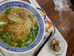 -陇兴楼兰州拉面(西安咸阳国际机场店)