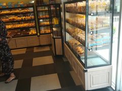 面包甜点陈列柜-可颂坊(中心书城店)