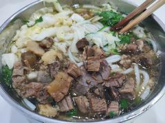 -花溪王记牛肉粉(四季花溪商场店)