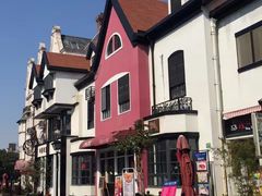 -钟书阁(松江泰晤士小镇店)