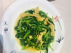 -鹊华居·地道鲁菜·海鲜·融合味(大明湖店)