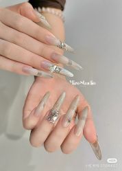 -斯馨·健康美甲美睫