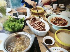 -龙聚德北京烤鸭(沙坪坝华宇A馆店)