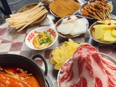 -赵美丽·重庆社区火锅·直营店(火车东站·中豪国际店)
