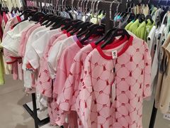 -唯品会(北京国瑞城店)