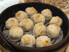 蟹粉小笼包-绿波廊(豫园店)