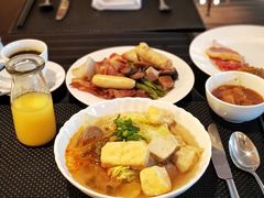 -圣丰索菲特·2 On 988 Café 自助餐厅