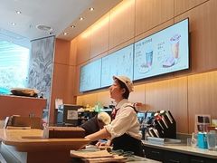 -星巴克(上海长宁来福士1F店)