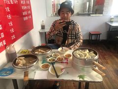 牛肉灌汤包-金城包子牛肉灌汤包(台东四路店)