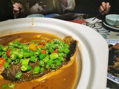 -卢大鲜鱼头捞饭(美利广场店)
