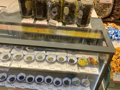 零售区-泰康食品(南京东路店)