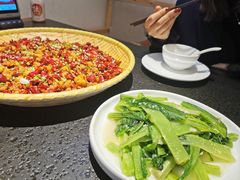 -万重锦·人文川菜馆(骡马市店)