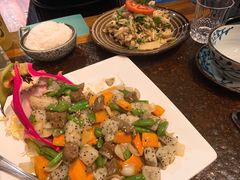 火龙果百合炒牛柳-上楼私房菜(院士路店)