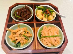 -小白鲨工夫潮膳(曲江店)