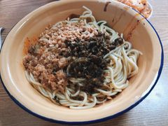 素椒炸酱面-岳记老成都三味面