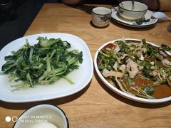 -嘉厨小馆(宜山路店)