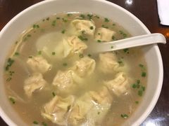 鲜肉小馄饨-东泰祥生煎馆(陕西南路店)