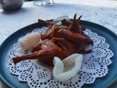 脆皮乳鸽-荣誉海鲜酒楼(海湾店)