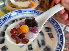 烧仙草芋圆红豆-传统糖水