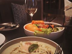 -wineapp葡萄酒餐吧(外滩金融中心店)