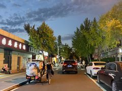 -龙顺园麻辣香锅(机场店)