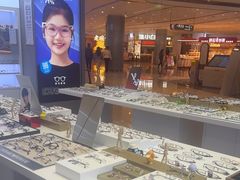 -罗伯特眼镜·蔡司官方授权(前海桂湾店)