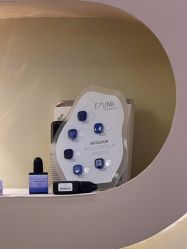 -RL Nail·瑞丽美甲美睫品牌原创店