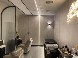 -TOP HAIR SALON