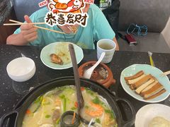 -飞虎过桥米线(翠湖店)