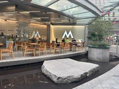-M Stand(上海人民广场来福士店)