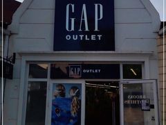 -GAP(王府井奥莱·香江小镇店)