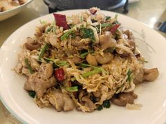 -鹤乡东北菜(崮山路店)