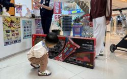 -卡通派潮品玩具折扣仓(青岛新城吾悦广场店)