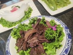 -大匠工房古船木艺术餐厅·猪肚鸡专门店(长白仙岛店)