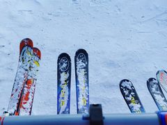 -亚布力新体委滑雪场