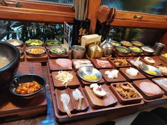 -银米·云南传统过桥米线(双廊黑金冠店)