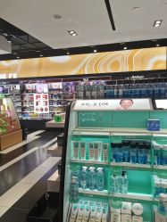 店内环境-丝芙兰Sephora