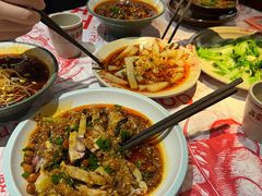 -耙吉吉川味小酒馆(本地人回头店)