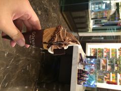 雙色冰激凌-GODIVA(港汇恒隆广场)