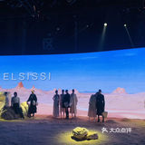 最惊艳的要数品牌创始人骑着白马出场