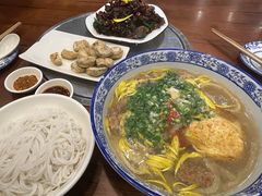 -云南蒙自过桥米线(丰庆路店)