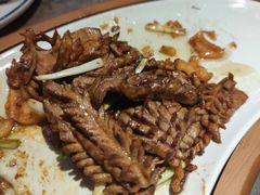 爆炒腰花-闫府私房菜·百年鲁菜(恒隆店)