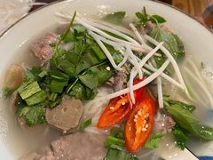 越南粉-Golden Lily河内巴黎法越料理餐厅(建国西路店)