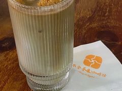 蜂窝拿铁-不舍昼夜咖啡馆
