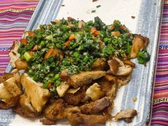 -香巴拉云南餐厅(华莱坞店)