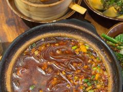 -有红鸡毛店·砂锅菜(抚琴夜市店)
